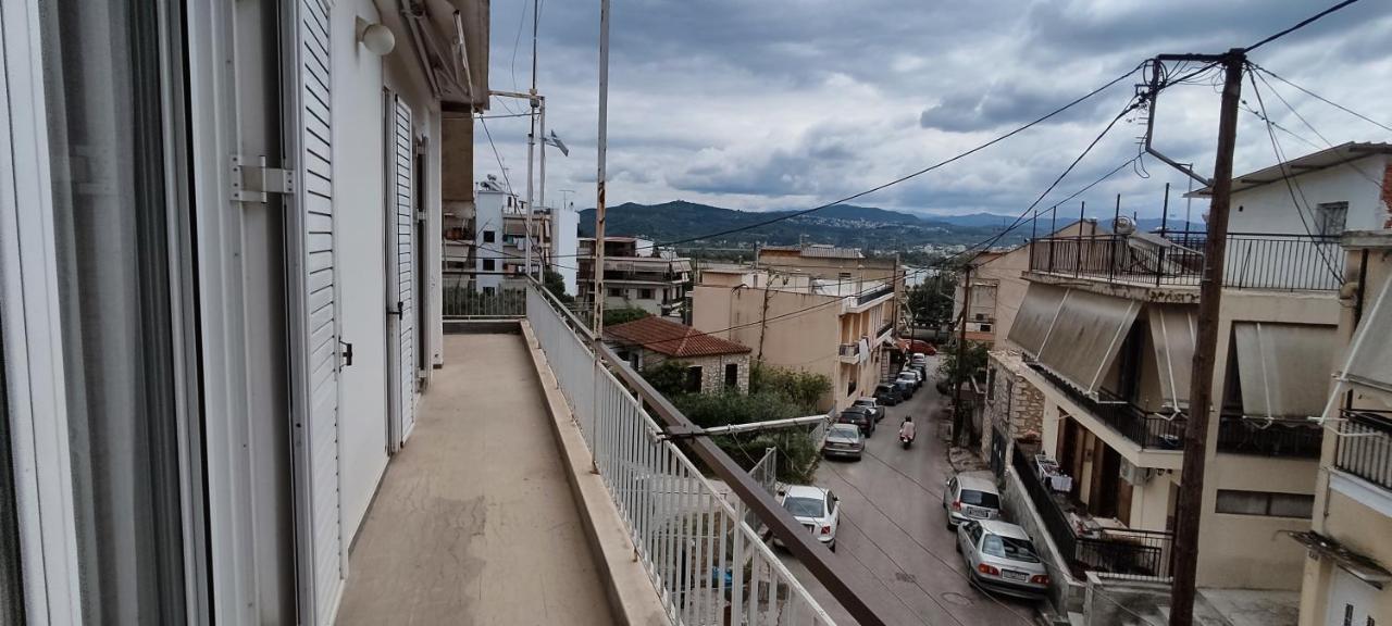 Σπίτι Στην Πόλη Άρτα Κοντά Στην Λίμνη Lejlighed Eksteriør billede